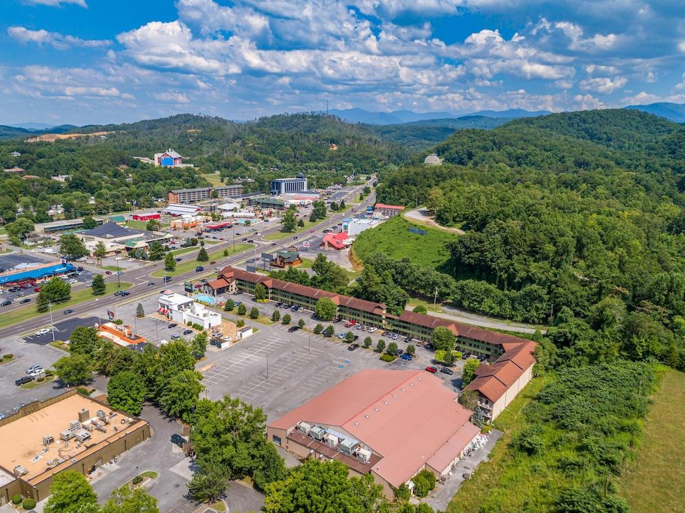 Days Inn By Wyndham Pigeon Forge South Esterno foto