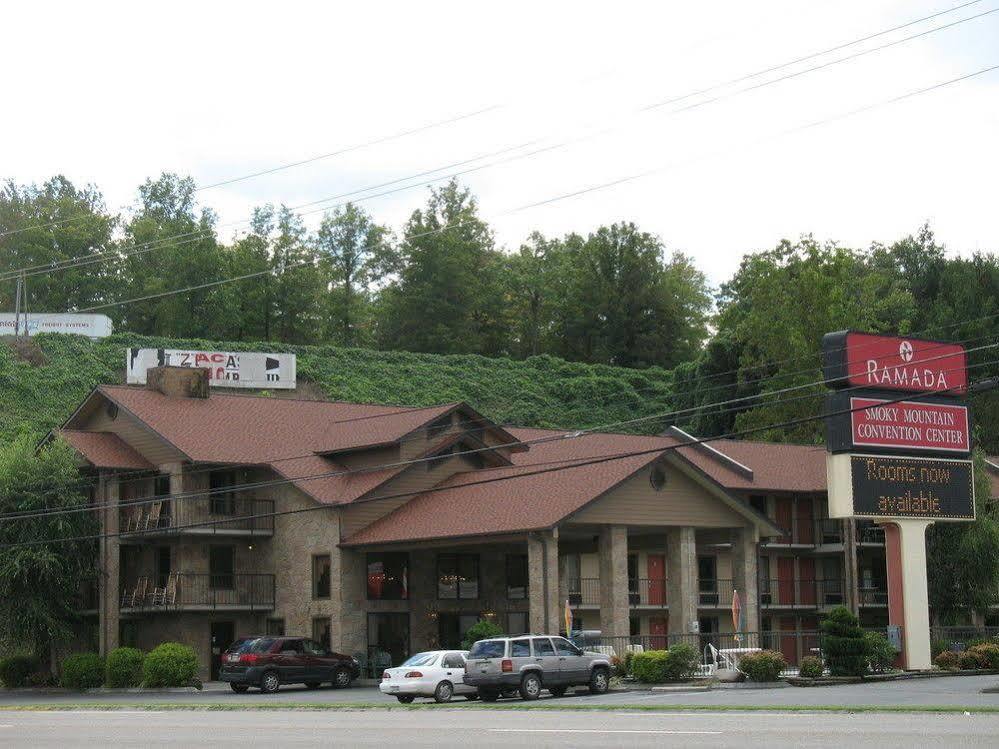 Days Inn By Wyndham Pigeon Forge South Esterno foto