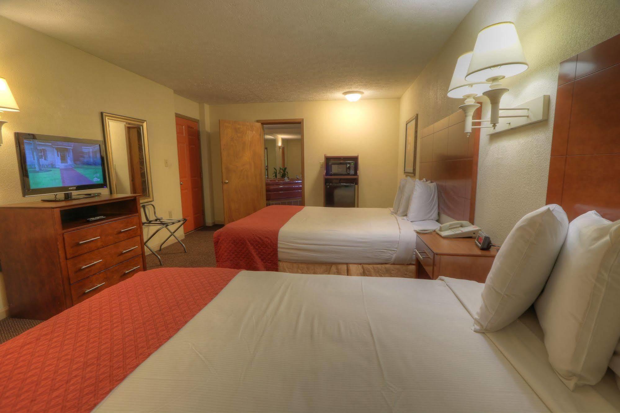 Days Inn By Wyndham Pigeon Forge South Esterno foto