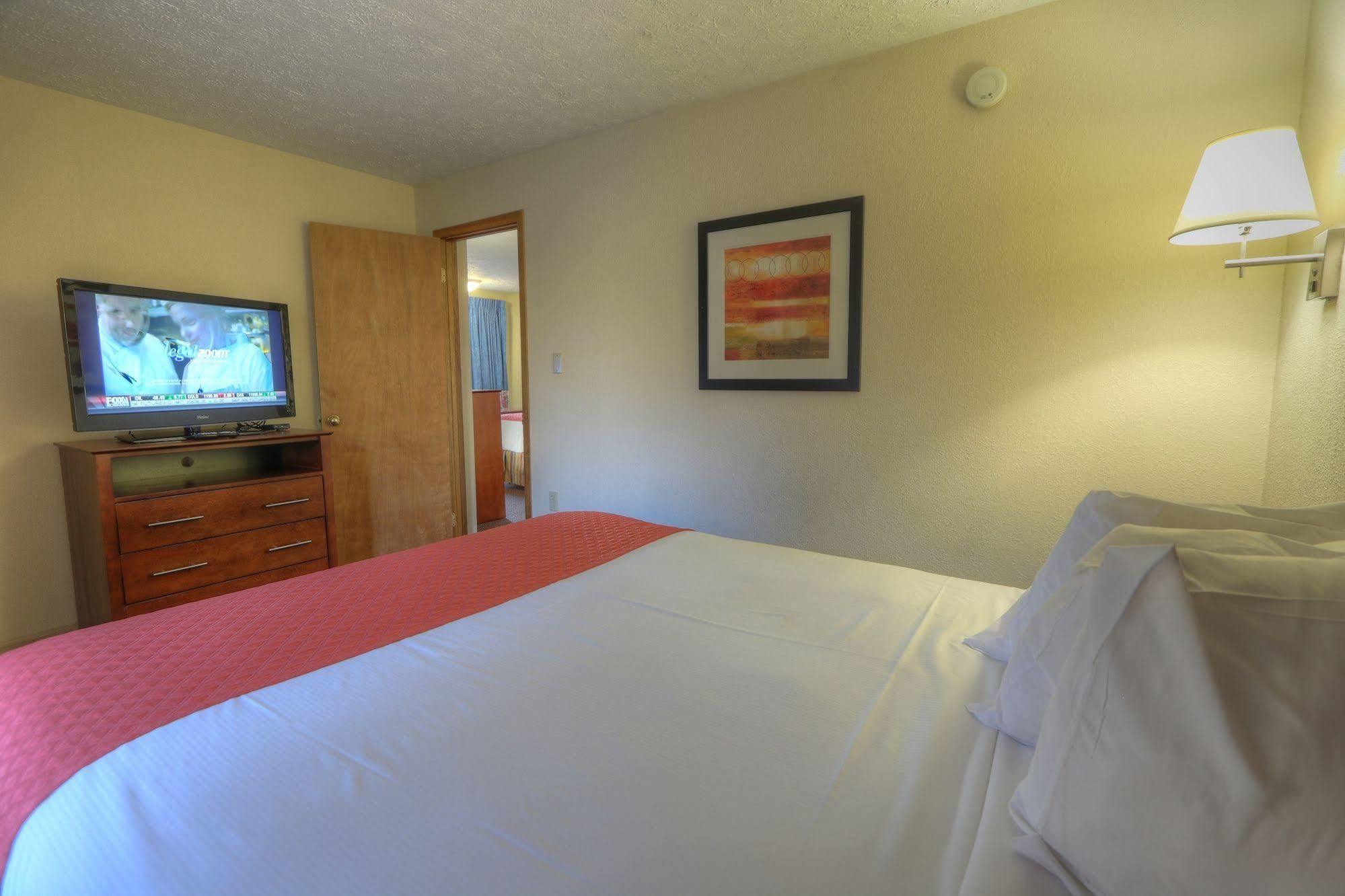 Days Inn By Wyndham Pigeon Forge South Esterno foto